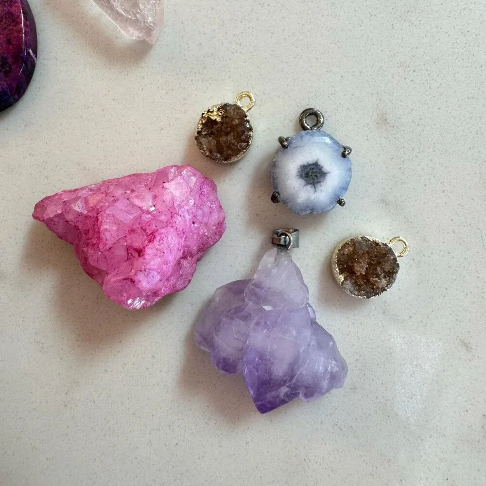 Crystal Druzy and Gemstone Pendant Lot with Moonstone and Amethyst - Picture 16 of 16